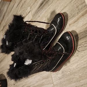 Women Sorel winter snow fur boots